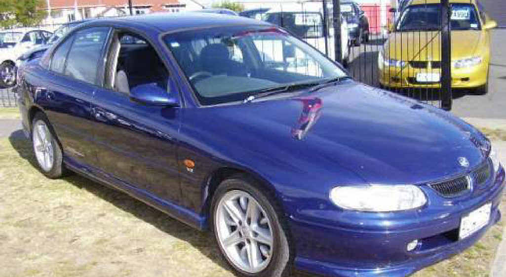 GET AWAY: Police need help to locate a blue Holden Commodore, GET AWAY: Police need help to locate a blue Holden Commodore,